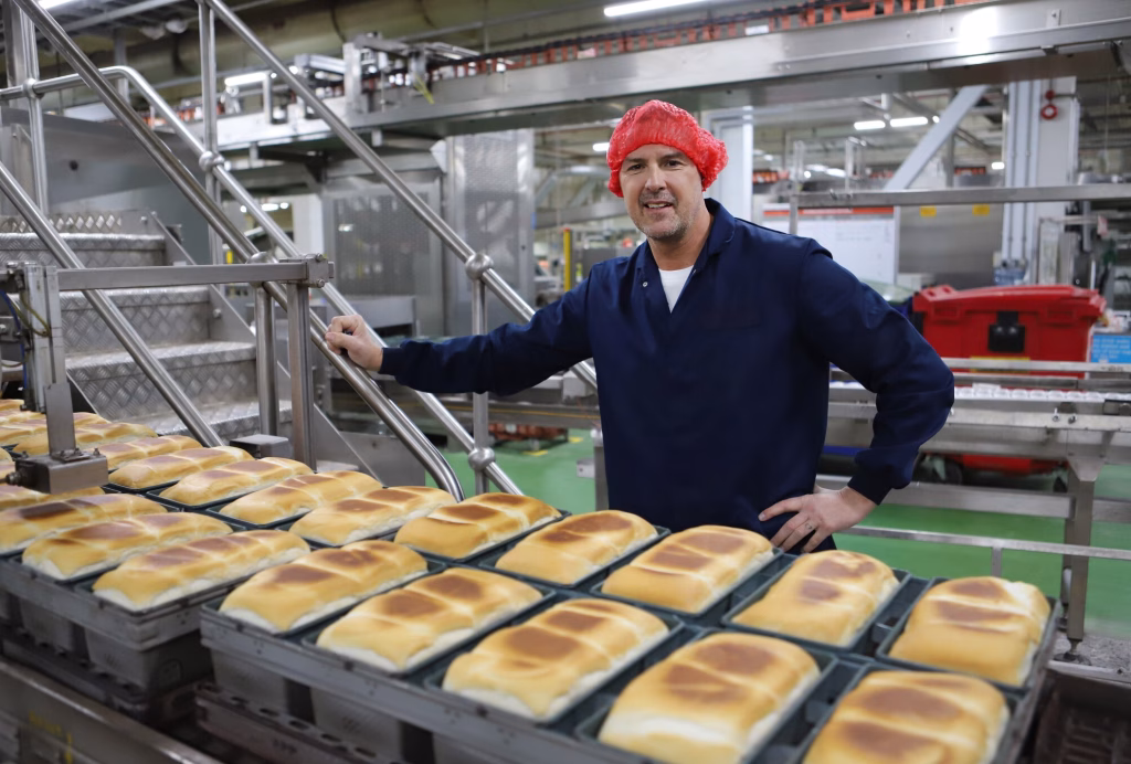 In interiorul fabricii